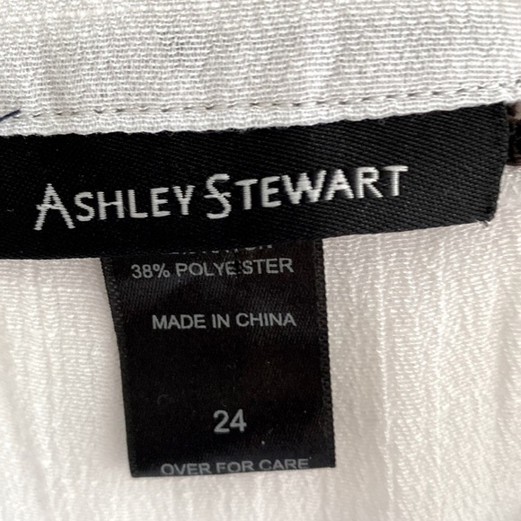 Ashley Stewart aztec flowy top blouse, Size 24 - Picture 4 of 8